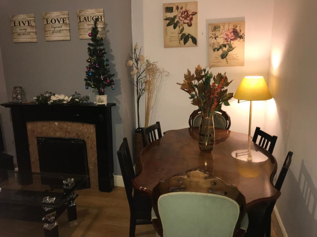 New Cross House Appartement Wolverhampton Buitenkant foto