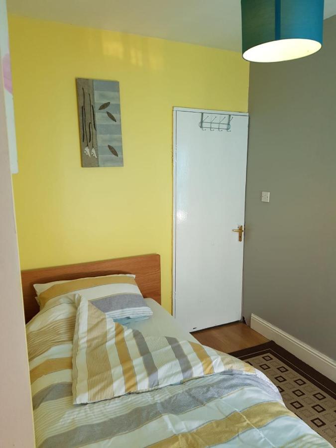New Cross House Appartement Wolverhampton Buitenkant foto