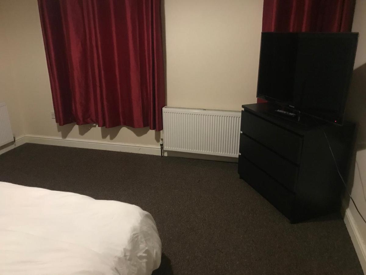 New Cross House Appartement Wolverhampton Buitenkant foto