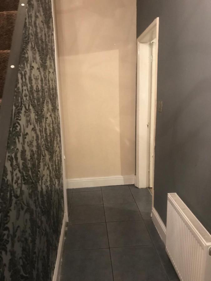 New Cross House Appartement Wolverhampton Buitenkant foto
