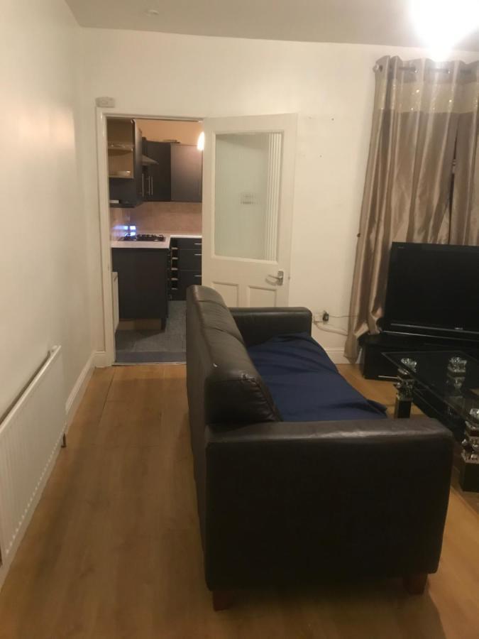 New Cross House Appartement Wolverhampton Buitenkant foto